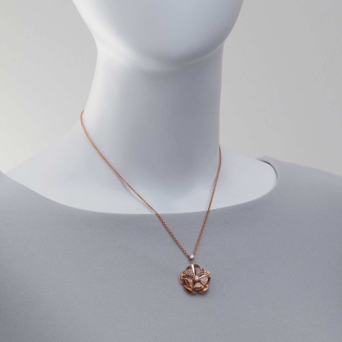 Bvlgari DIVAS' DREAM Necklace - 18K Gold