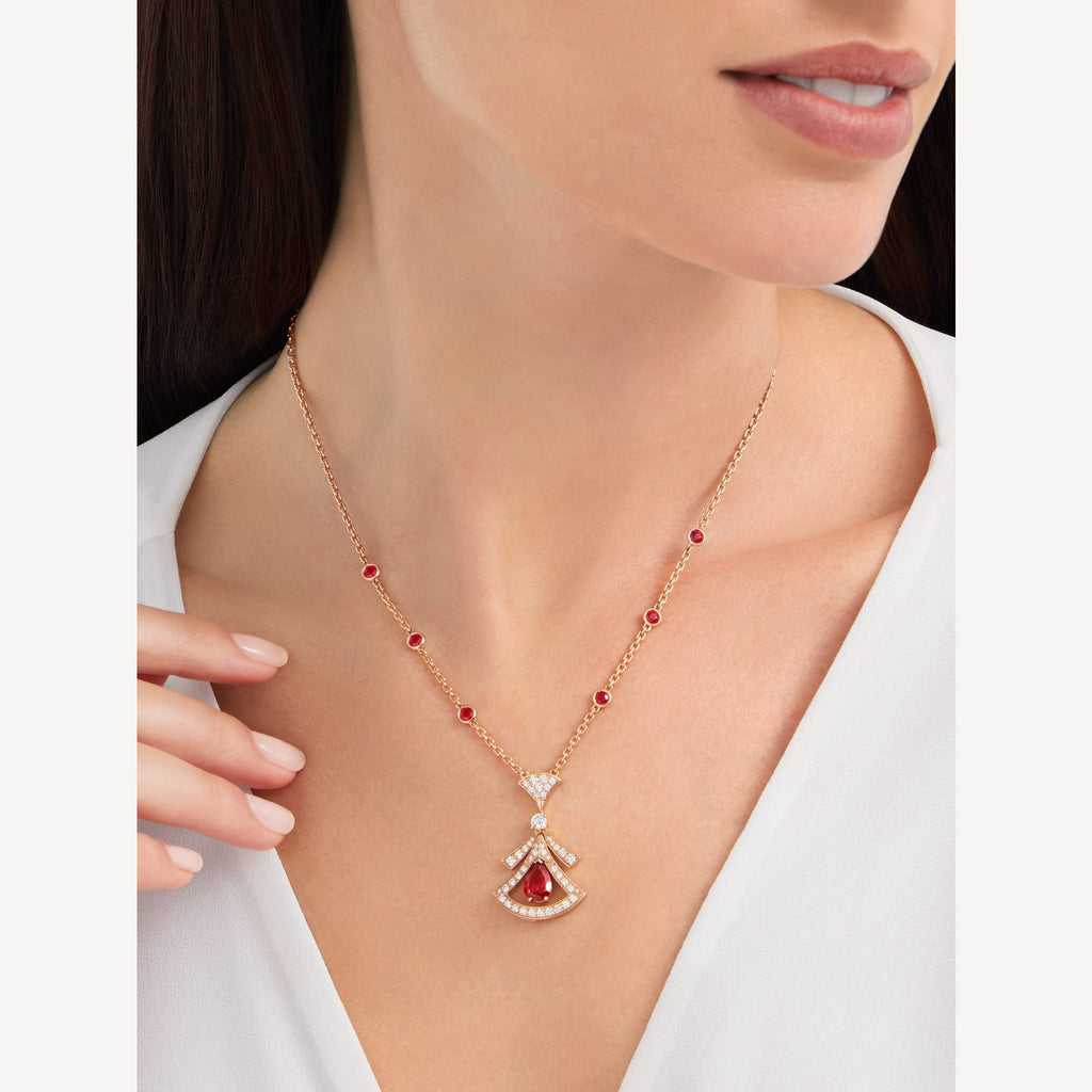 Bvlgari Dream Moissanite Necklace - 18K Gold