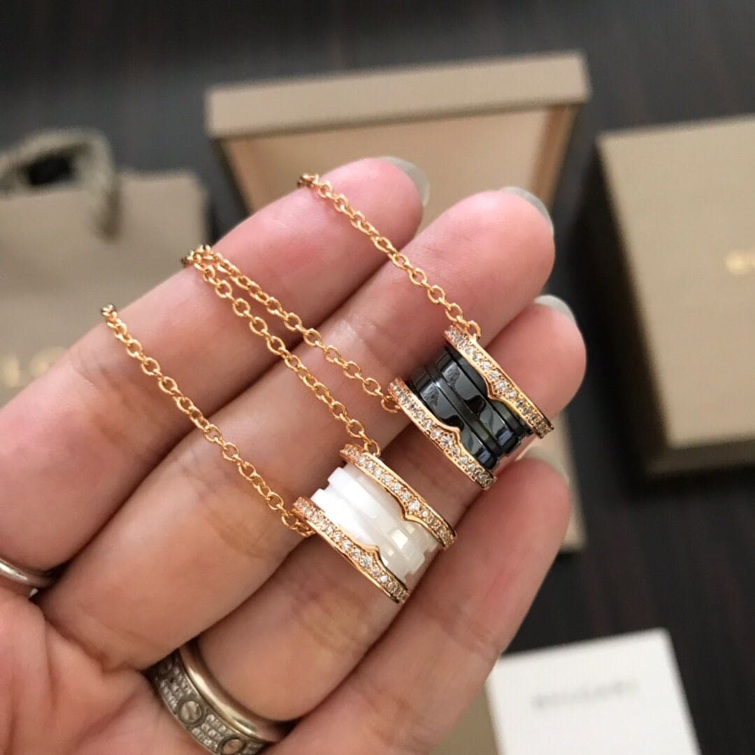 B.zero1 Edge Moissanite Necklace - 18K Gold