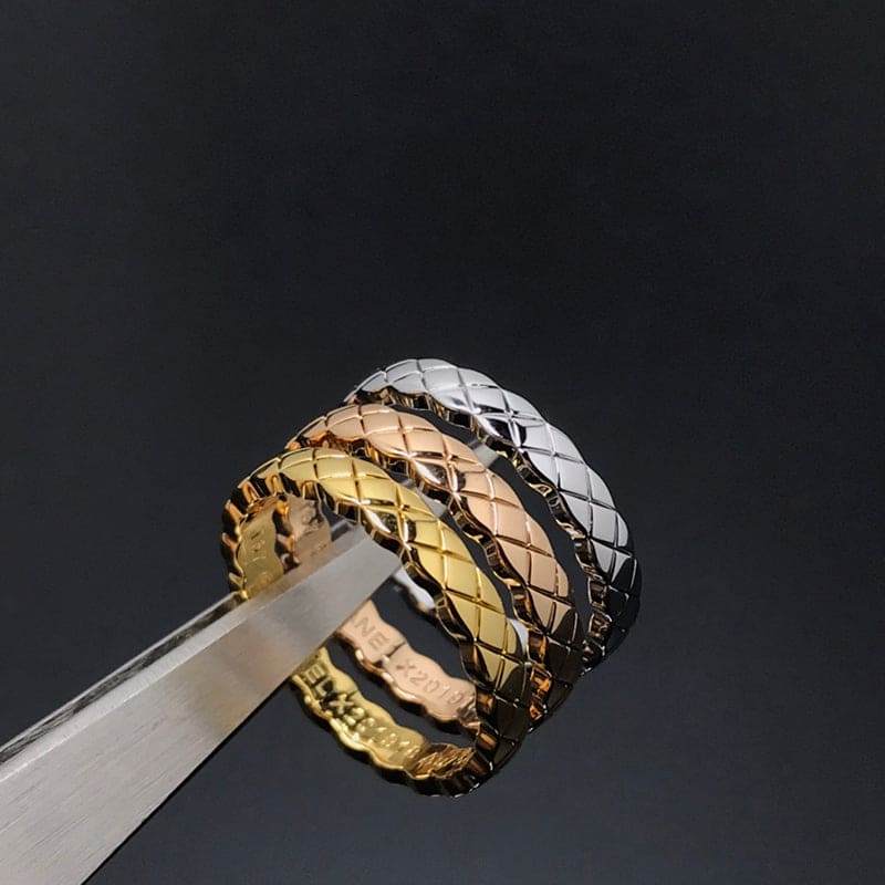 Chanel Coco Crush Mini Ring - 18K Gold