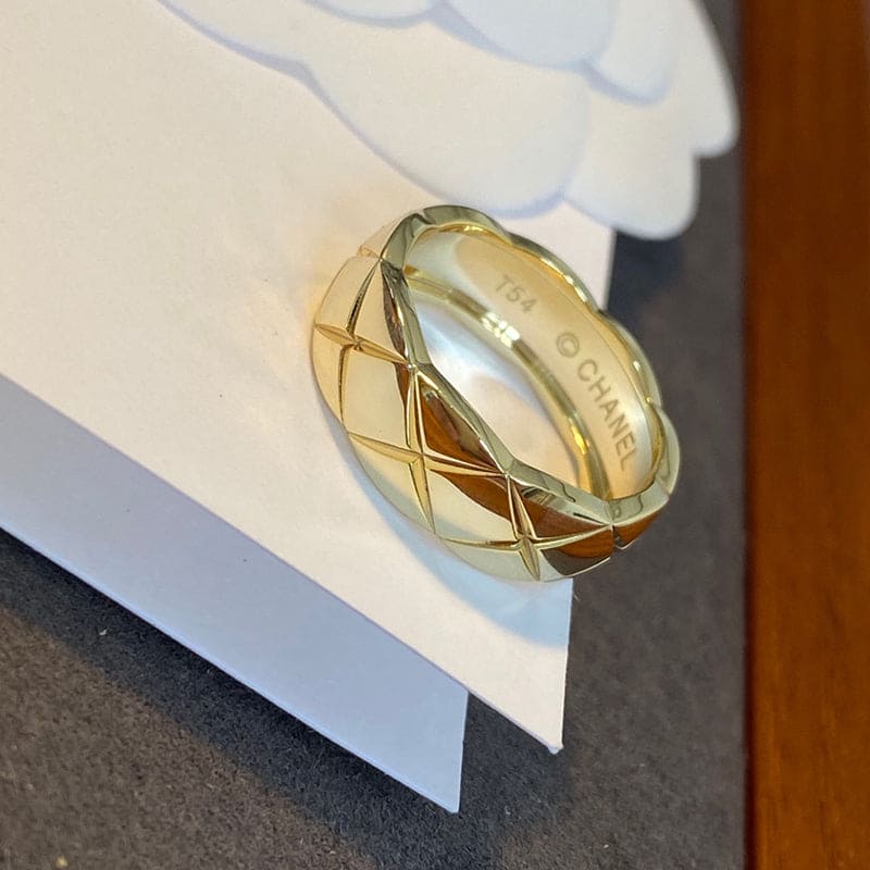 Chanel Coco Crush Ring - 18K Gold