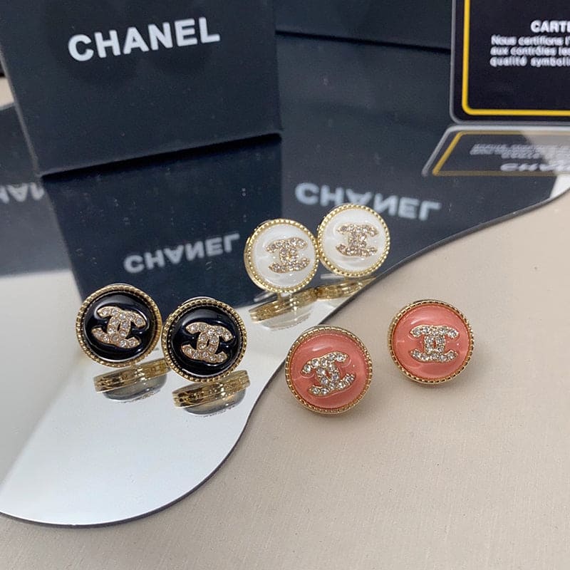 Chanel Pearl Crystal Stud Earrings - 18K Yellow Gold