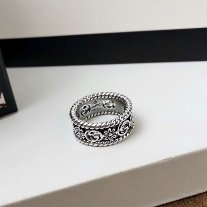 Gucci Double G Interlocking G Flowers Ring