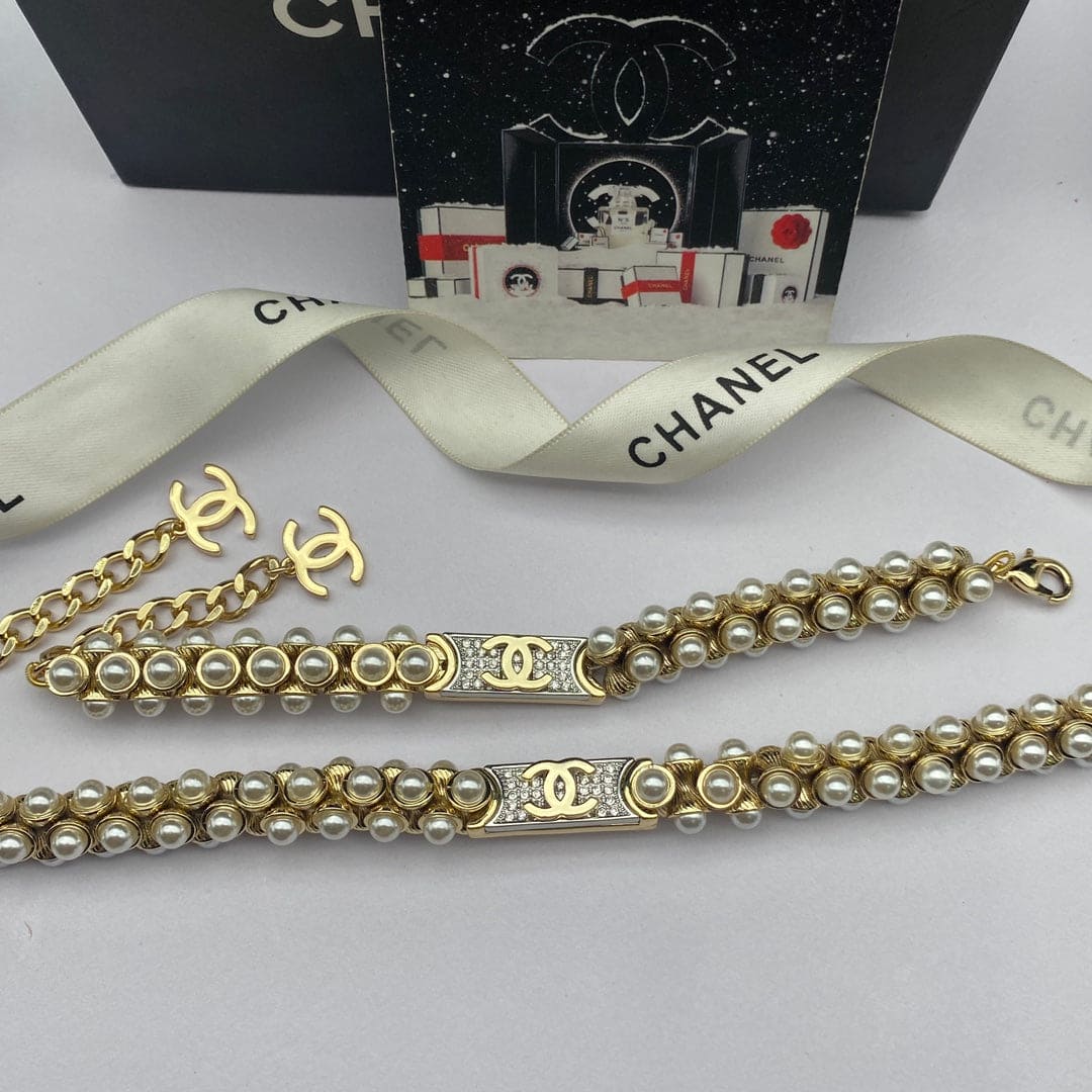 Chanel Pearls Chain Necklace