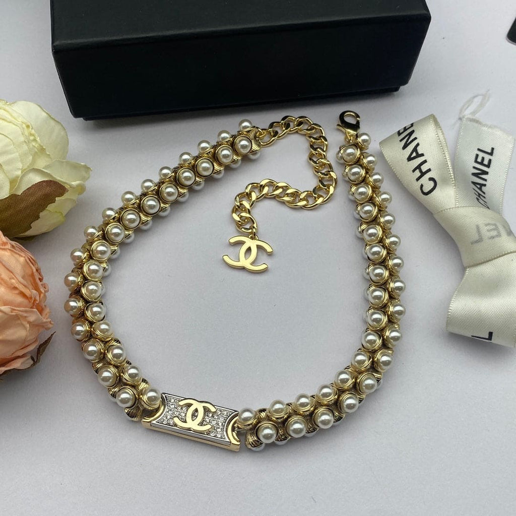 Chanel Pearls Chain Necklace