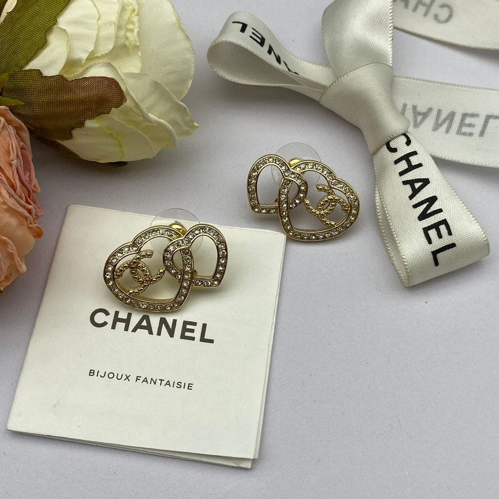 Chanel Heart Diamond Earrings - 1.8 cm Height - 18K Yellow Gold