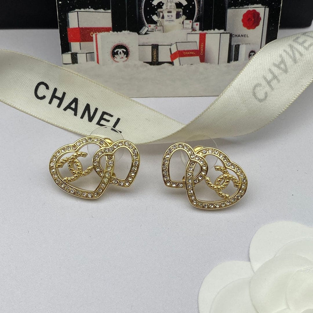 Chanel Heart Diamond Earrings - 1.8 cm Height - 18K Yellow Gold