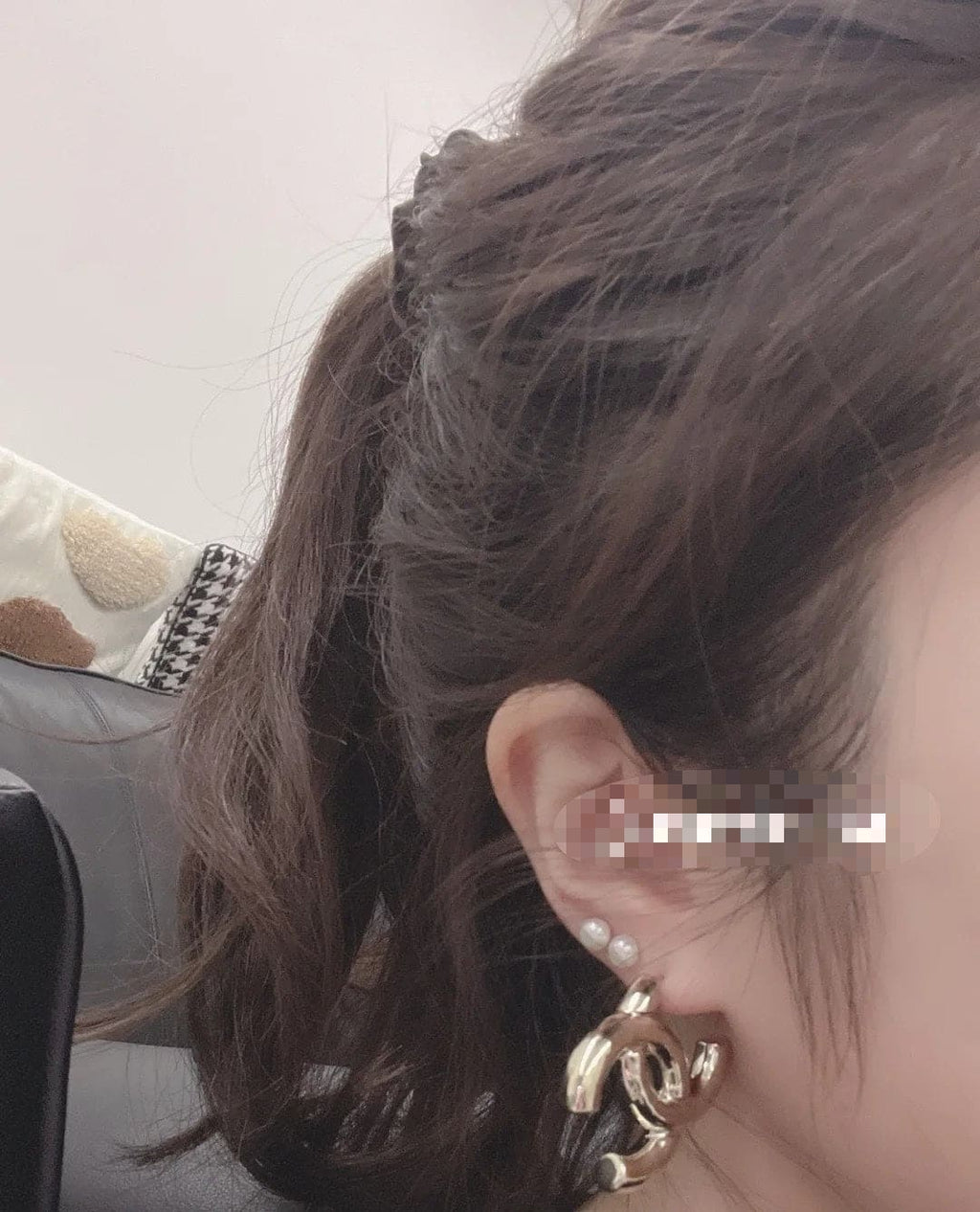 Chanel Earrings - 18K Yellow Gold