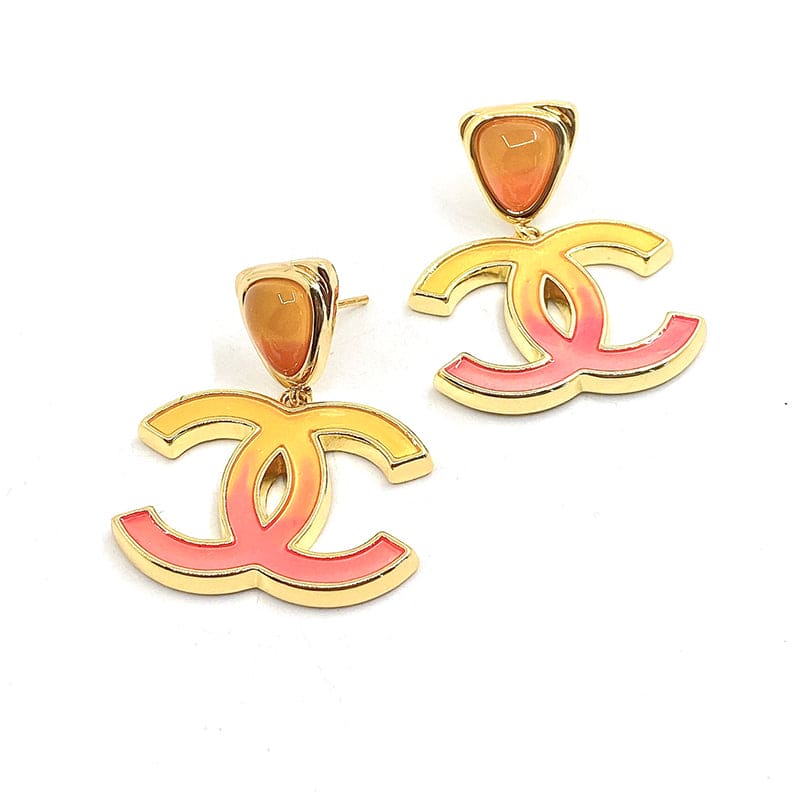 Chanel Classic Peach Dangle Earrings - 18K Yellow Gold