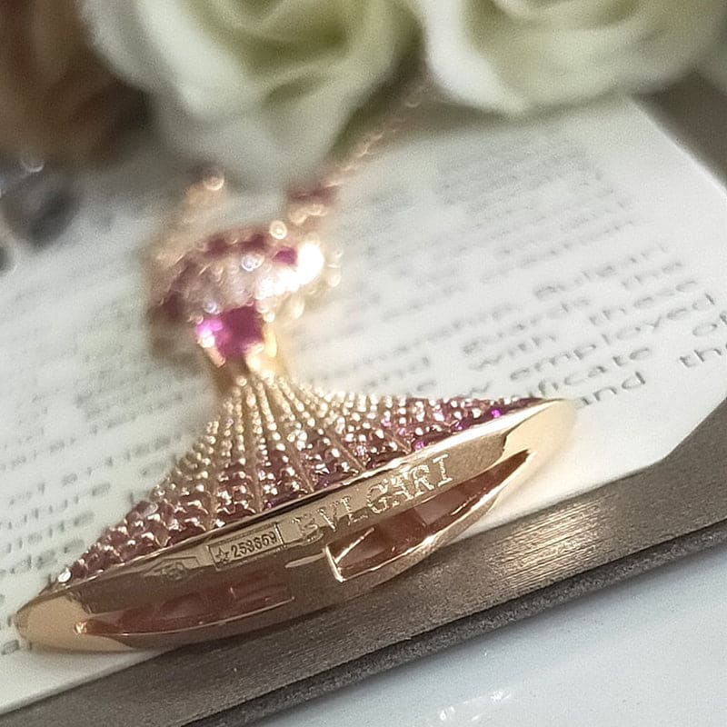 Bvlgari DIVAS' DREAM Pink Moissanite Necklace - 18K Gold
