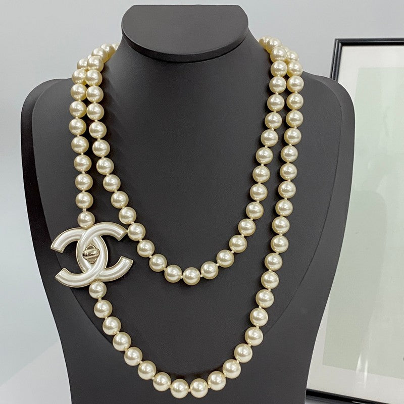 Chanel Pearl Chain Necklace