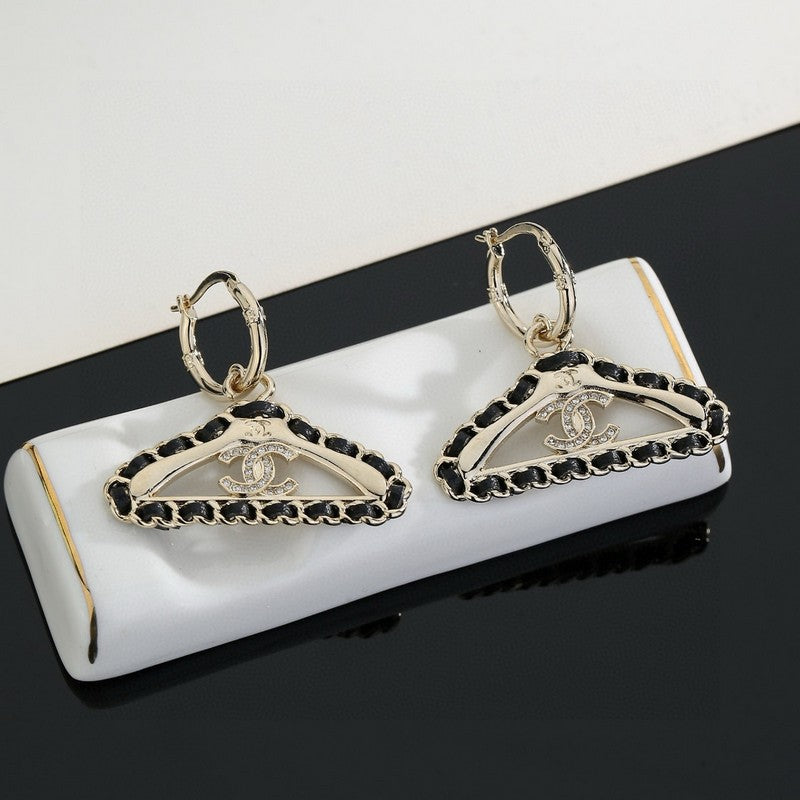 Chanel Coat Hanger Earrings - 18K Yellow Gold