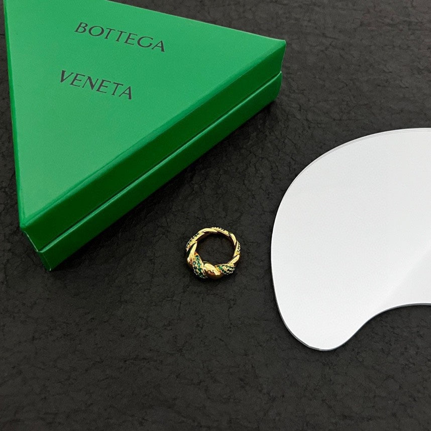 Bvlgari Green Crystal Ring - 18K Yellow Gold