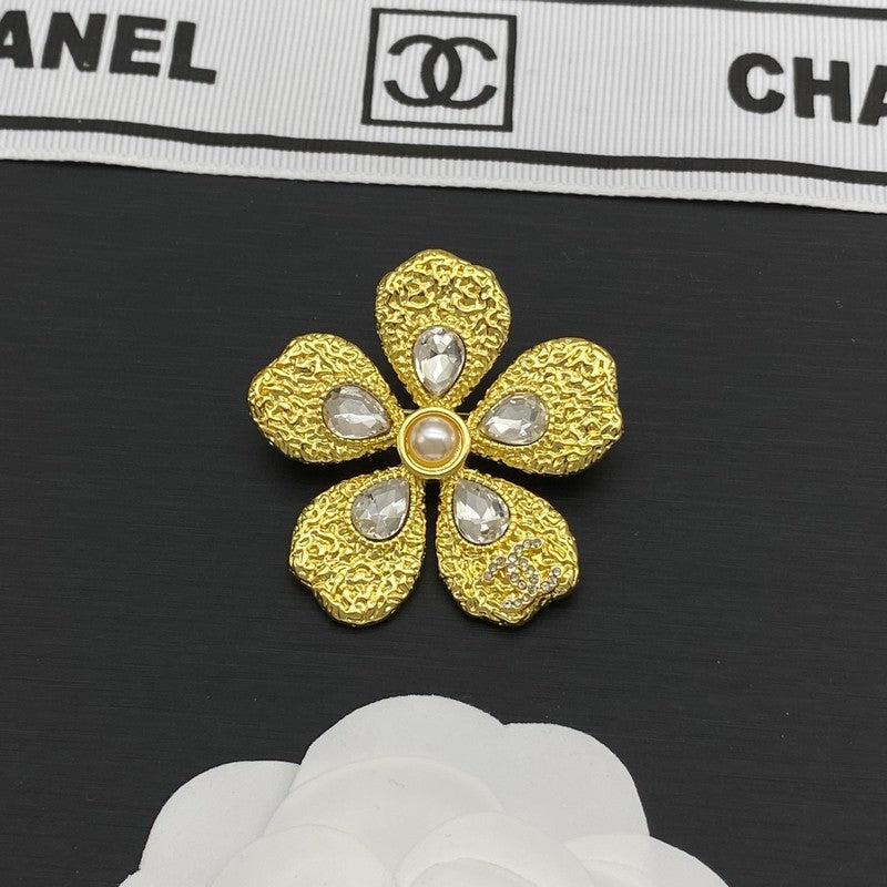 Chanel Pearl Gold Brooch
