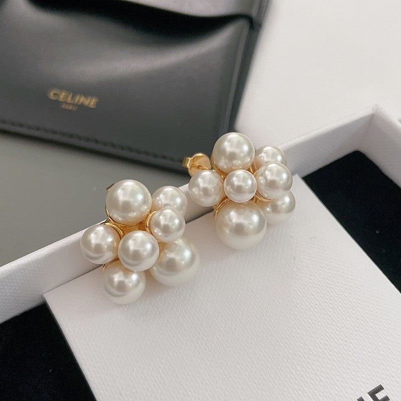 Celine Pearl Earrings - 18K Yellow Gold