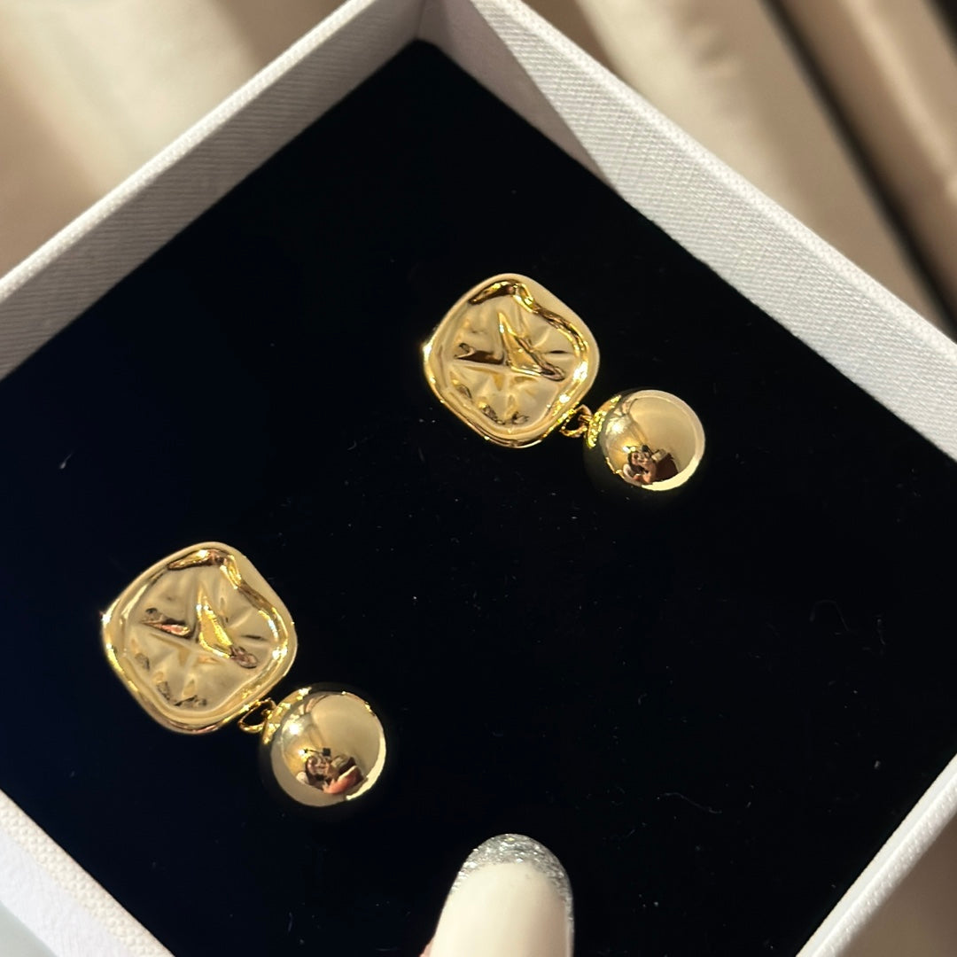 Celine Triomphe Vintage Earrings - 18K Yellow Gold