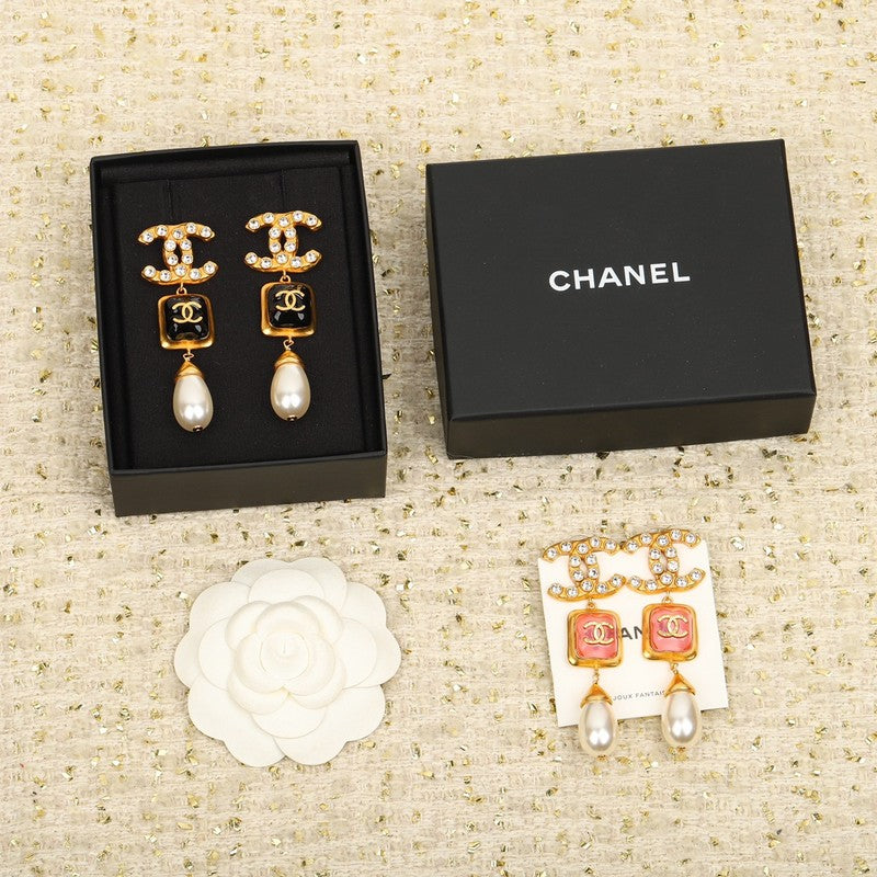 Chanel Long Pearl Pendant Earrings - 18K Yellow Gold