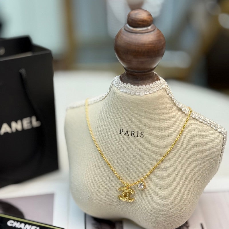 Chanel 26P Diamond Gold Necklace
