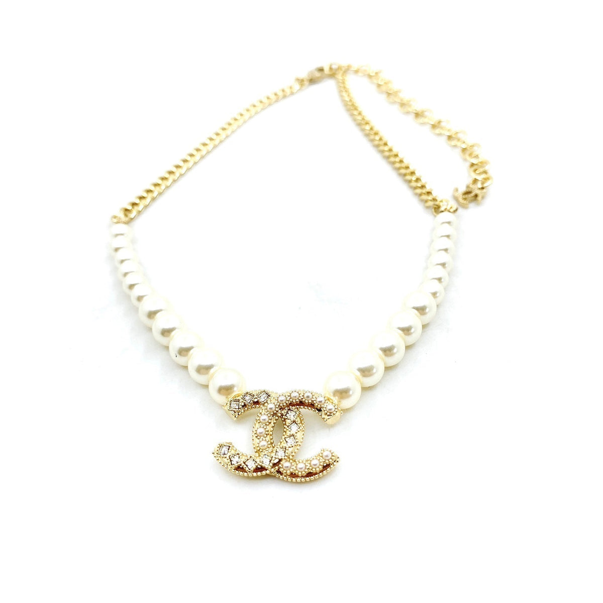 Chanel Pearls Choker Necklace