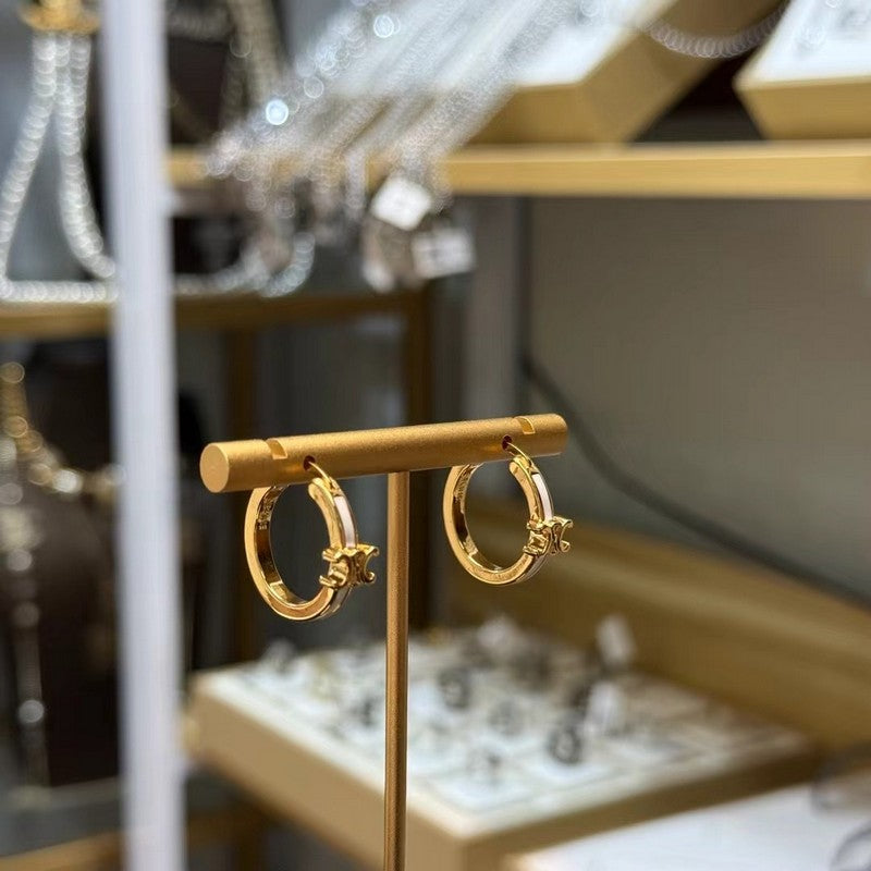 Celine Pearl Circle Earrings - 18K Yellow Gold