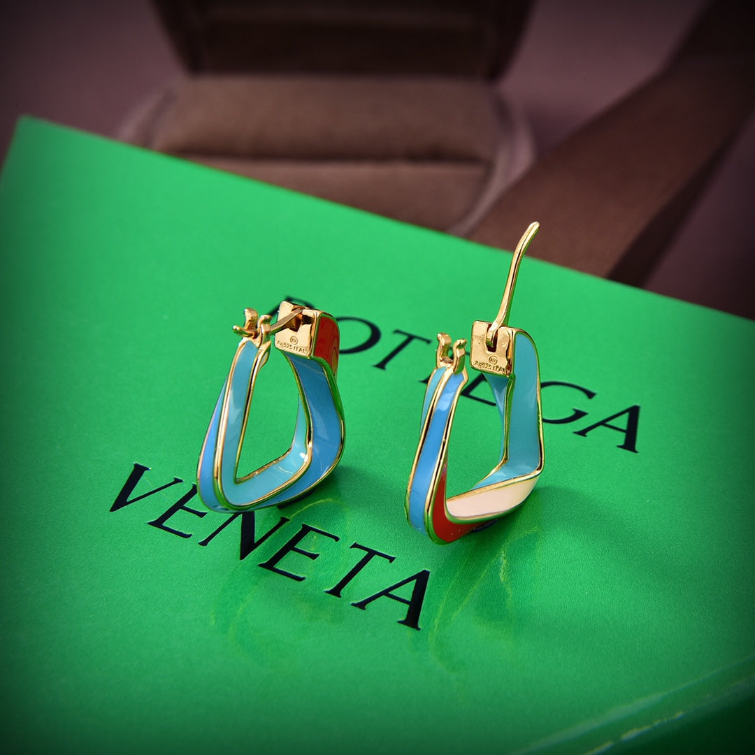Bvlgari Twisted-triangle Hoop Earrings - 18K Yellow Gold