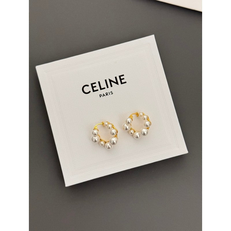 Celine Pearl Earrings - 18K Yellow Gold