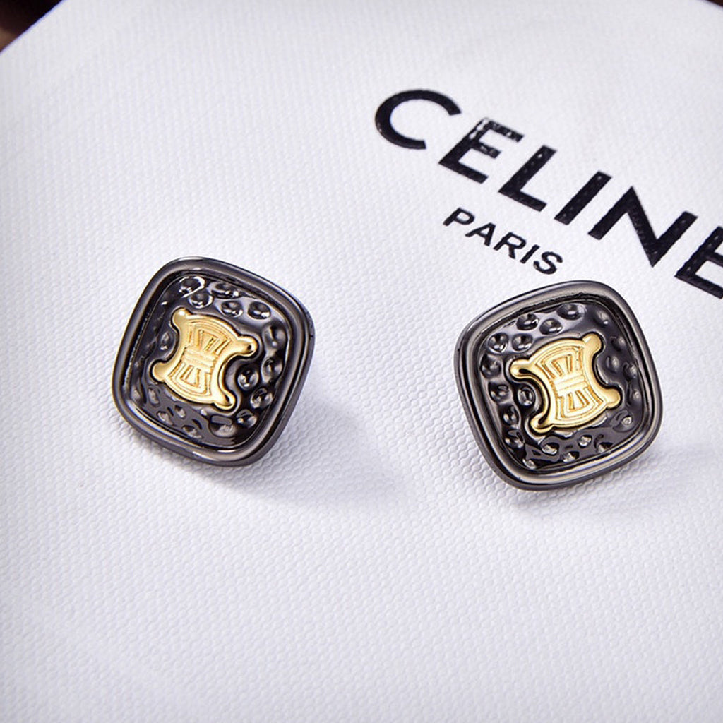 Celine Triomphe Black Earrings - 18K Yellow Gold