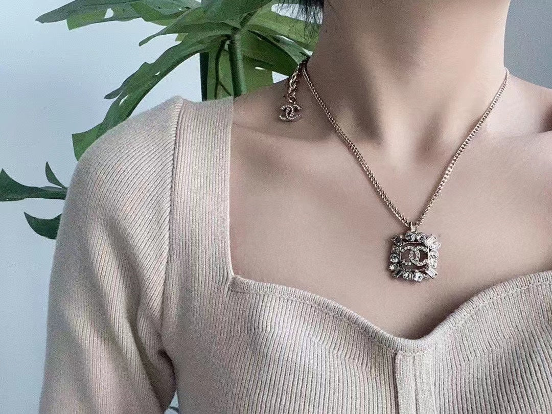 Chanel Diamonds Pendant Necklace