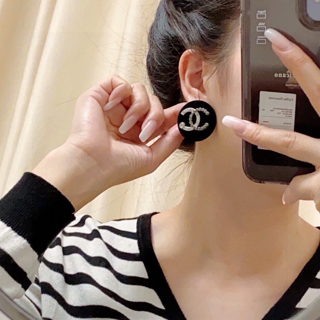 Chanel Black Resin Crystal Earrings - 18K White Gold