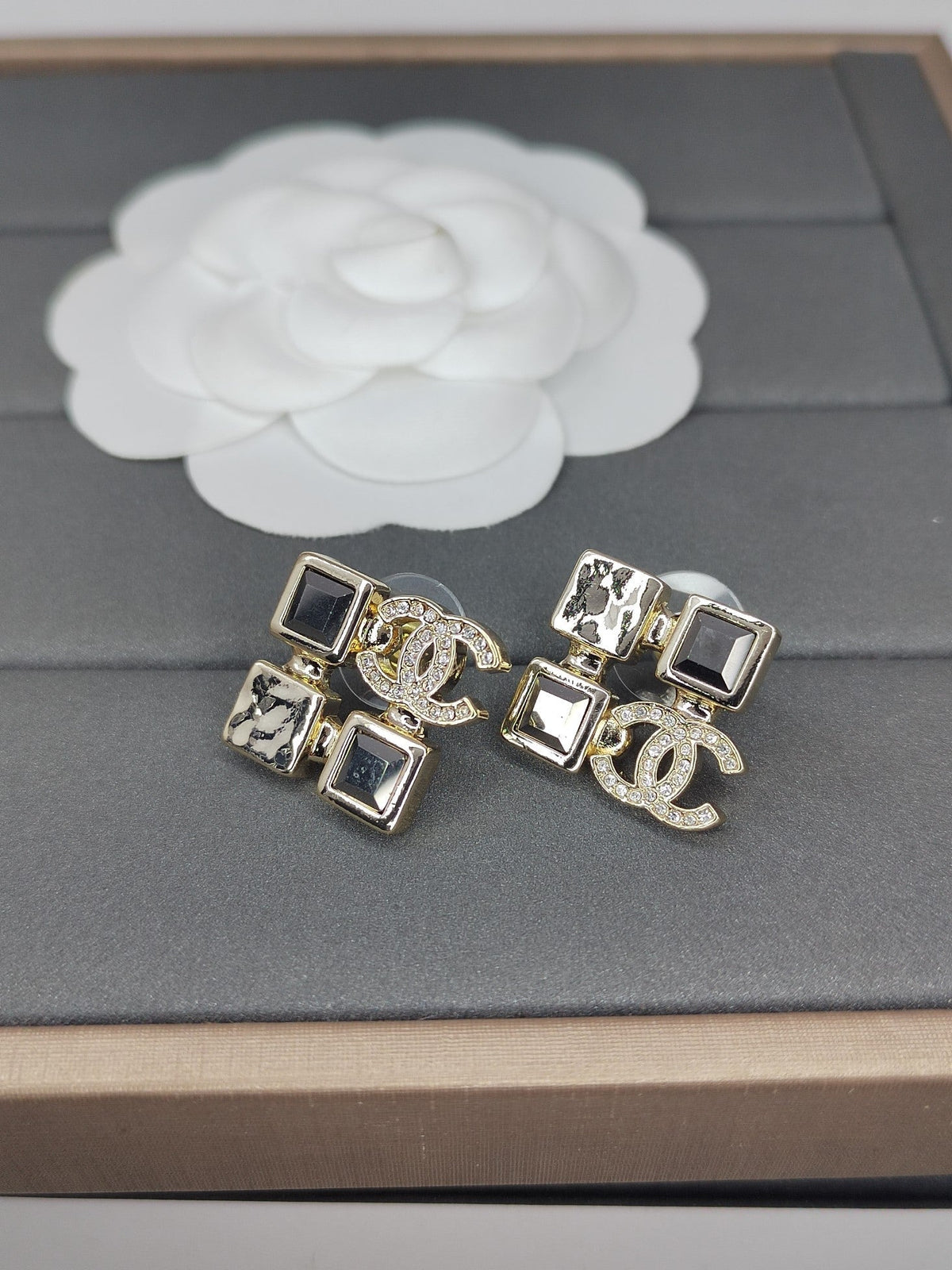 Chanel Black Crystal Earrings - 18K Yellow Gold