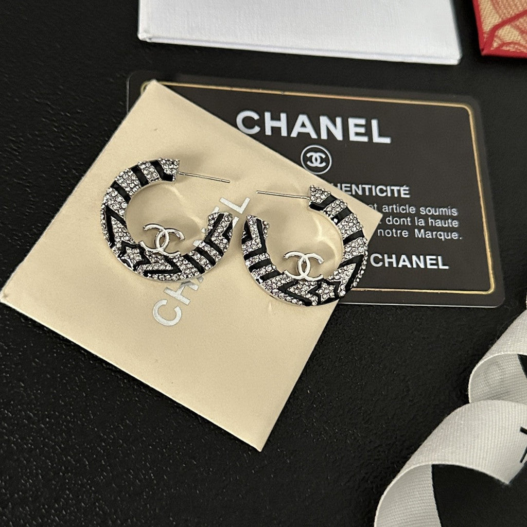 Chanel Black Diamond Earrings - 18K White Gold