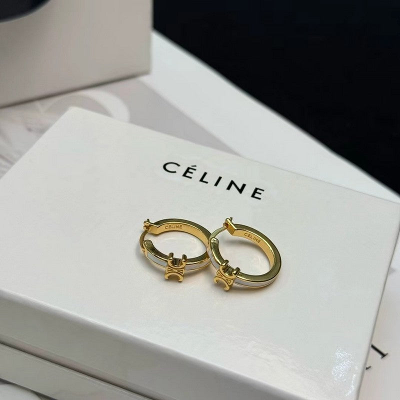 Celine Pearl Circle Earrings - 18K Yellow Gold
