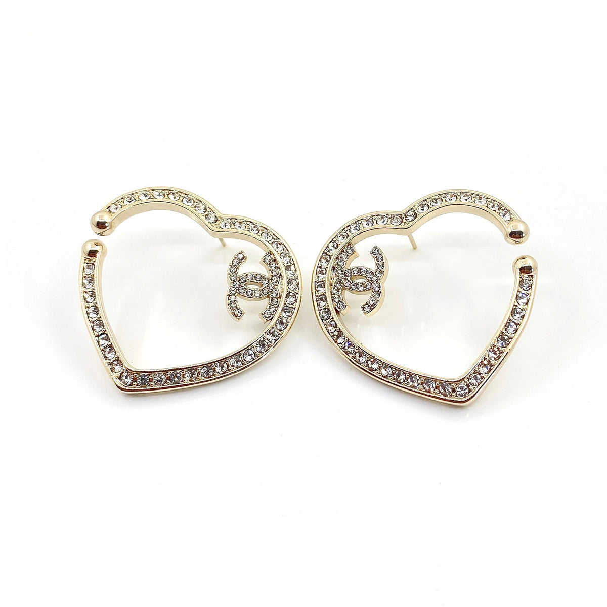 Chanel Diamond Heart Earrings - 18K Yellow Gold