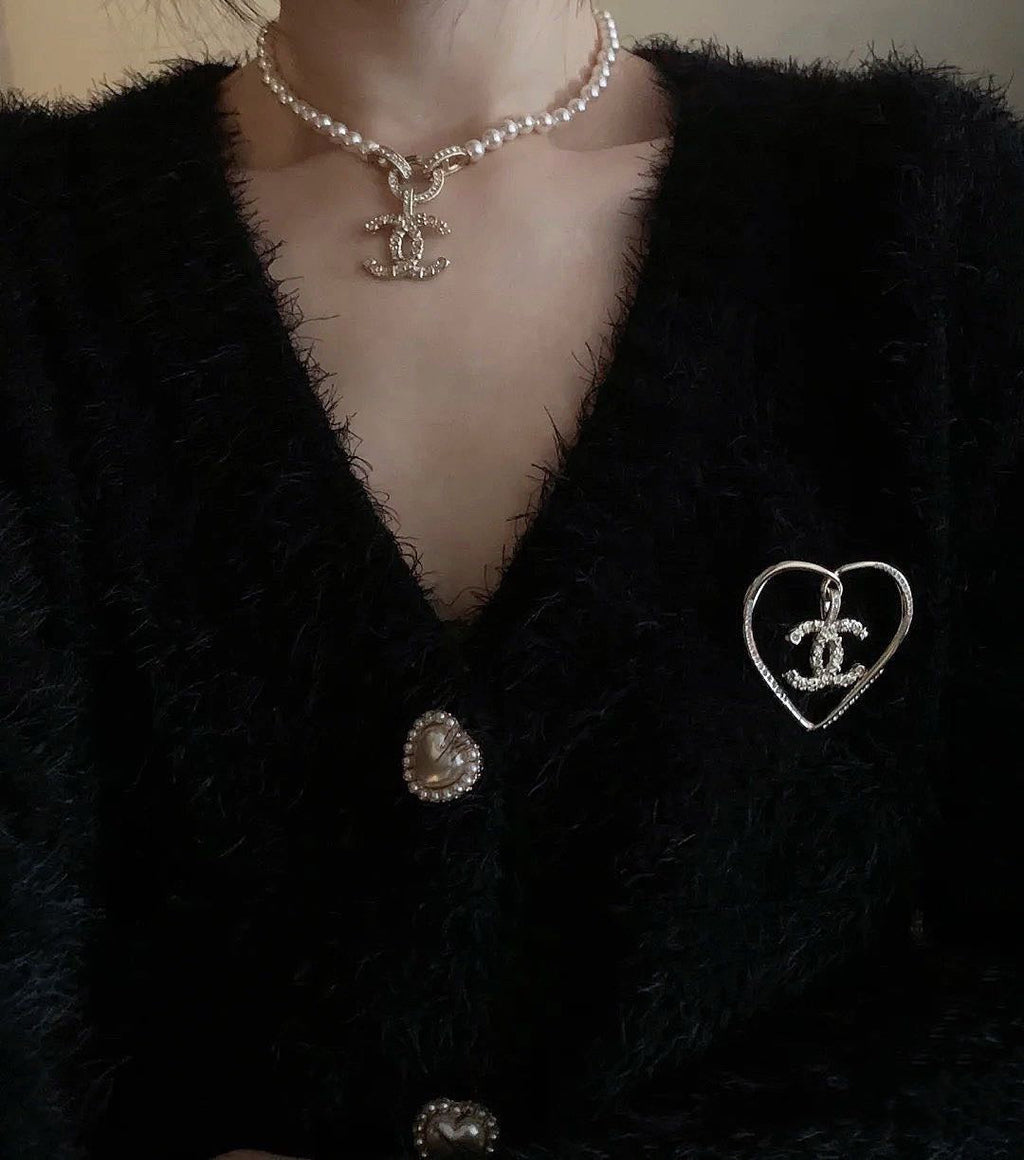Chanel Pearls Choker Necklace