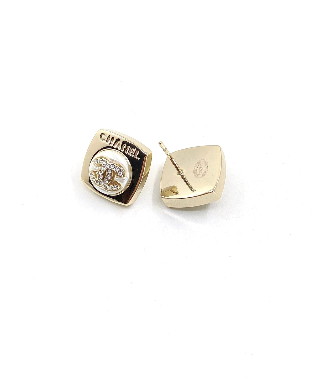 Chanel Diamond Square Earrings - 18K Yellow Gold