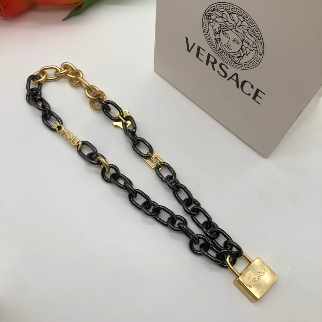 Celine Triomphe Ver Chain Necklace