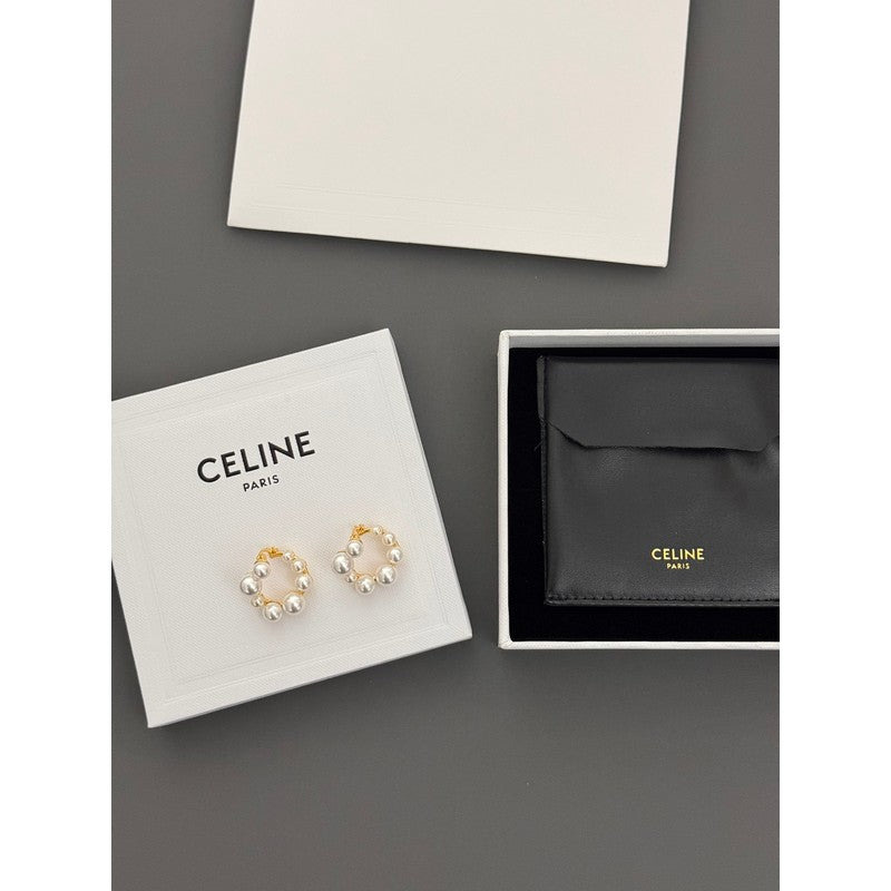Celine Pearl Earrings - 18K Yellow Gold