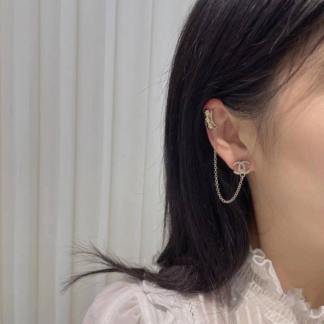 Chanel Chain Earrings - 18K Yellow Gold