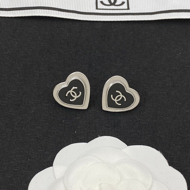 Chanel Black & Red Heart Earrings - 18K White Gold