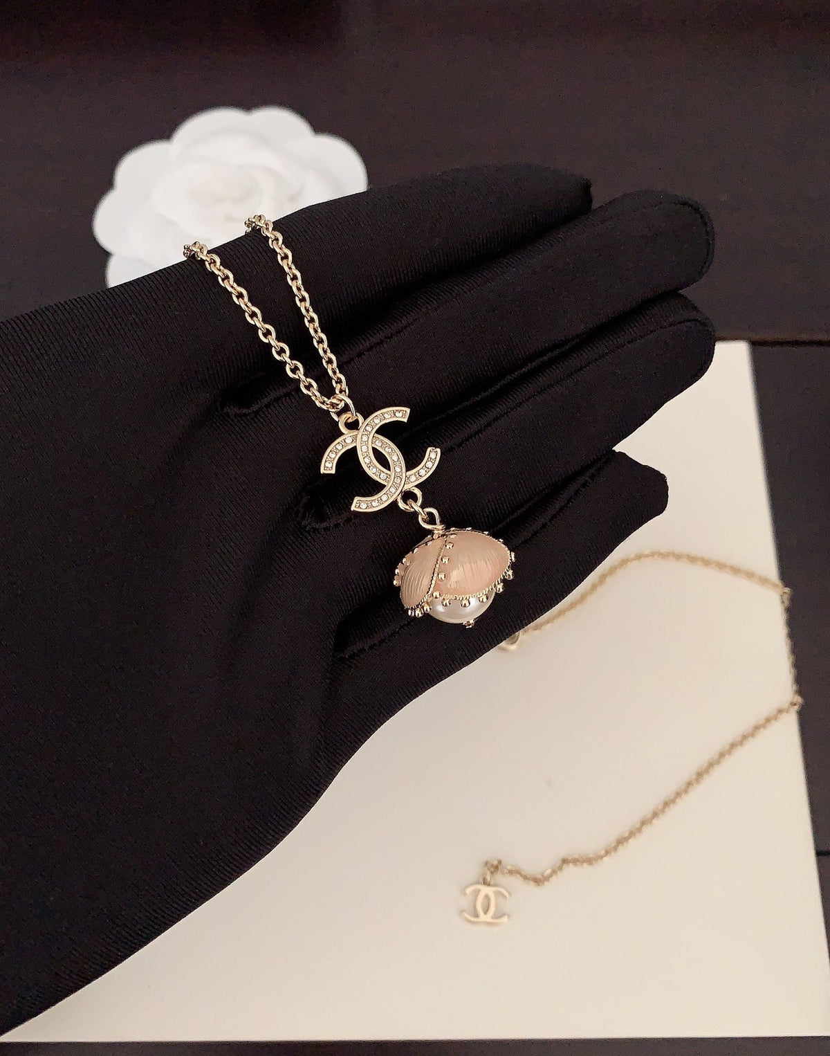 Chanel Pearls Flower Necklace