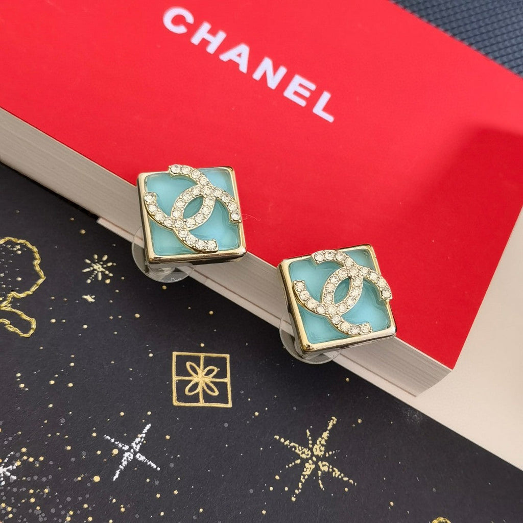 Chanel Blue Resin Earrings - 18K Yellow Gold