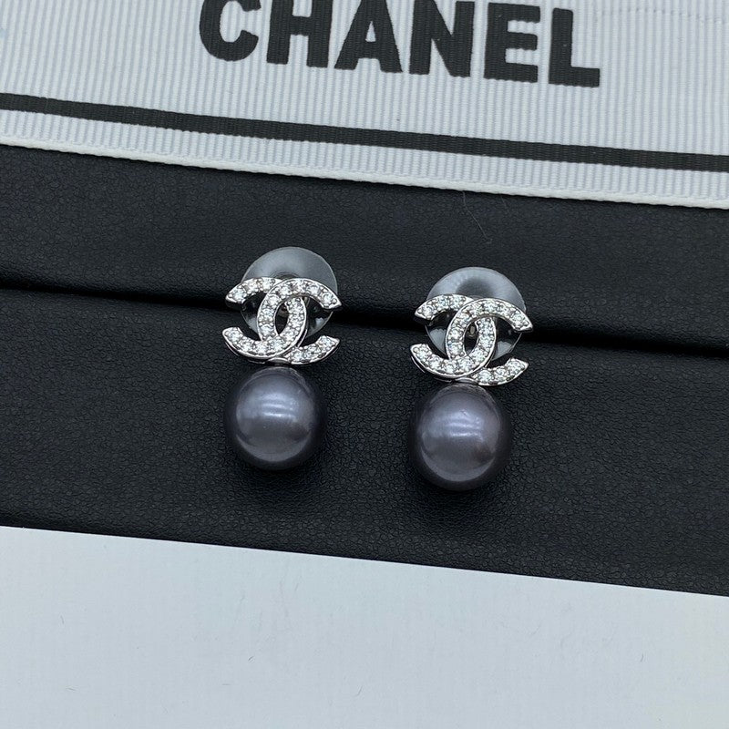 Chanel Pearl Drop Earrings - 18K Gold