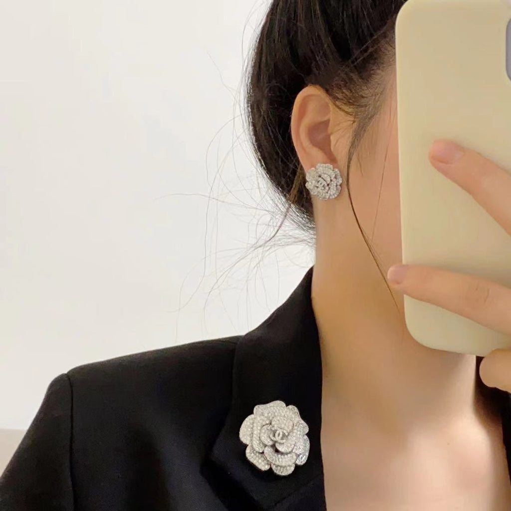 Chanel Camellia Diamond Earrings - 18K White Gold