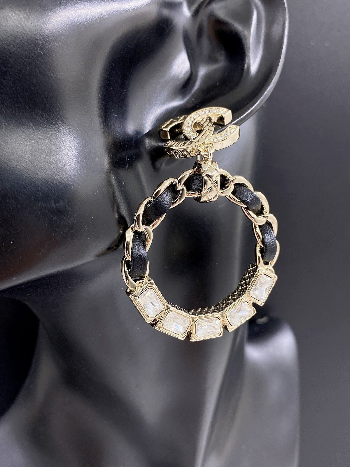 Chanel Leather Circle Earrings - 18K Yellow Gold