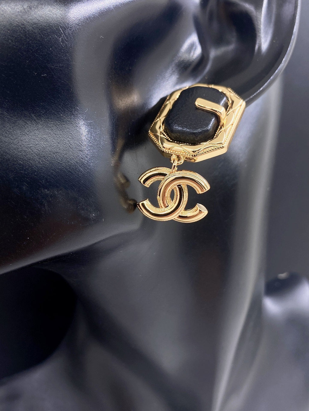 Chanel Pendant Leather Earrings - 18K Yellow Gold