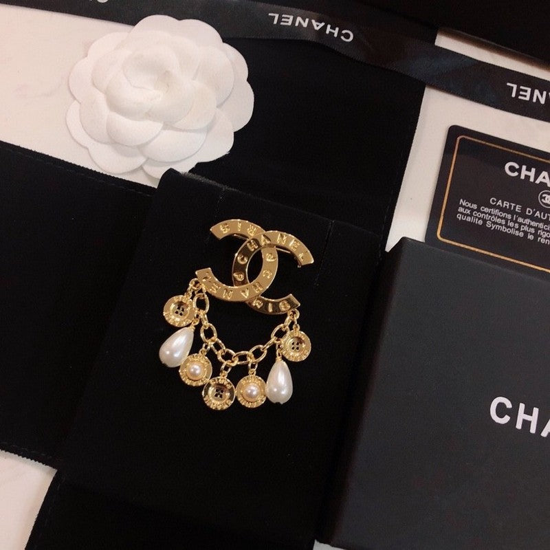Chanel Pearl Pendant Brooch