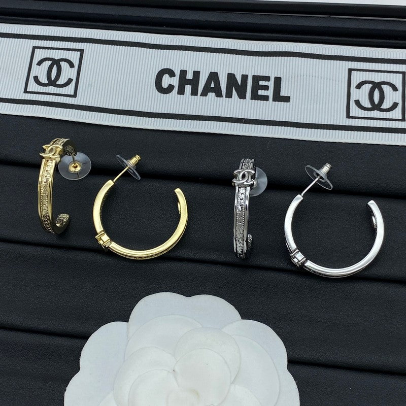 Chanel Circle Zircon Earrings - 18K Gold