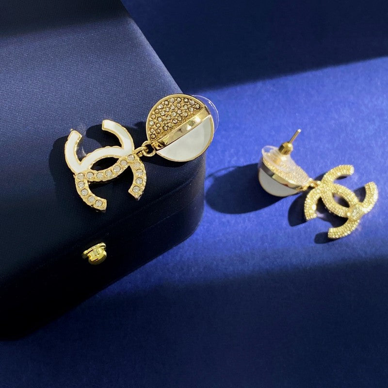 Chanel Half Diamond Earrings - 18K Yellow Gold
