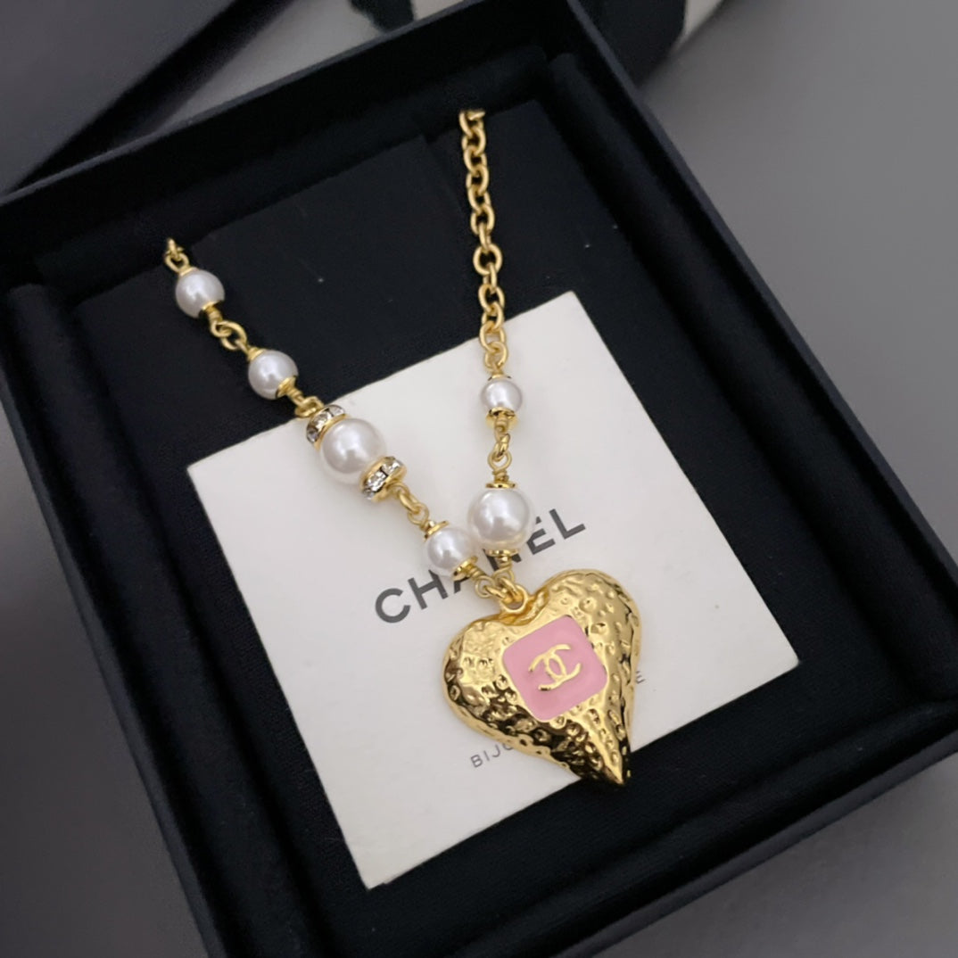 Chanel Pearls Chain Necklace