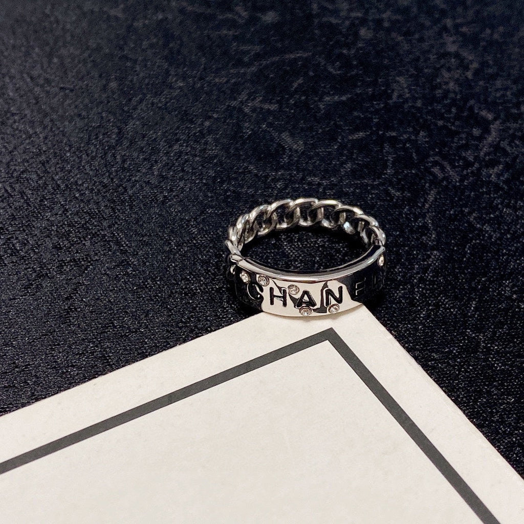 Chanel Chain Link Ring - 18K White Gold